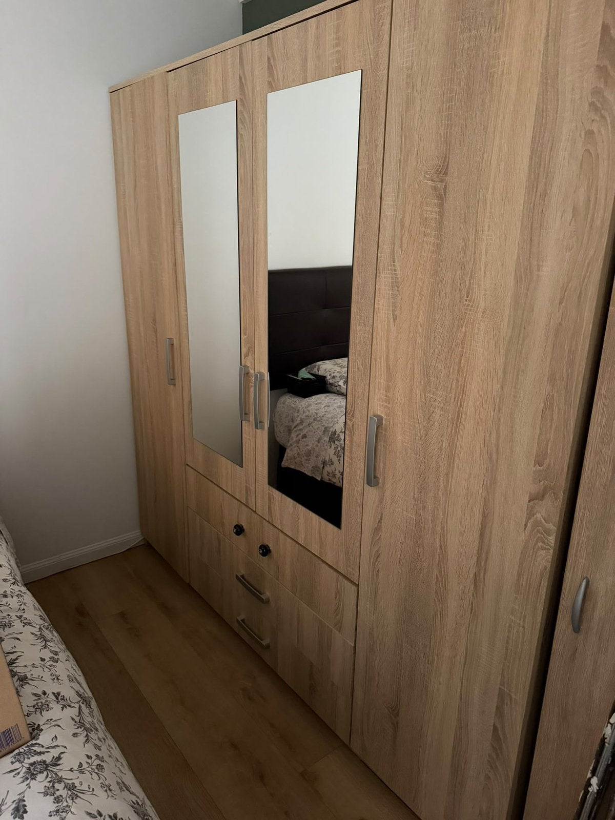 Kast met spiegel 2m x 2m MOET WEG!, Ophalen, Gebruikt, Met lade(s), 200 cm of meer