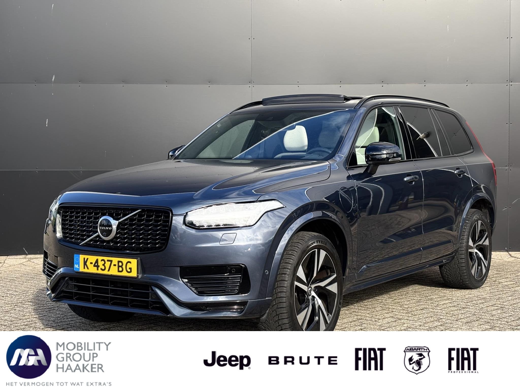Volvo XC90 2.0 T8 Recharge AWD R-Design 7 Pers | Schuif-Kant, Euro 6, 4 cilinders, Blauw, 7 stoelen