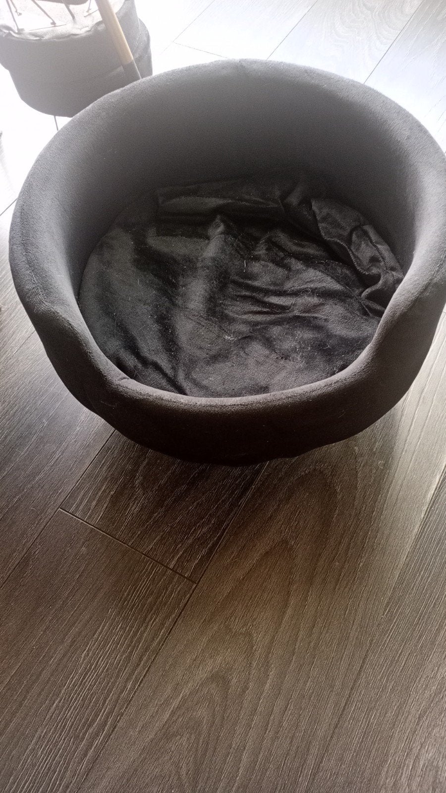 honden of katten mandje zwart velvet mat gouden details, Dieren en Toebehoren, Ophalen, Zo goed als nieuw