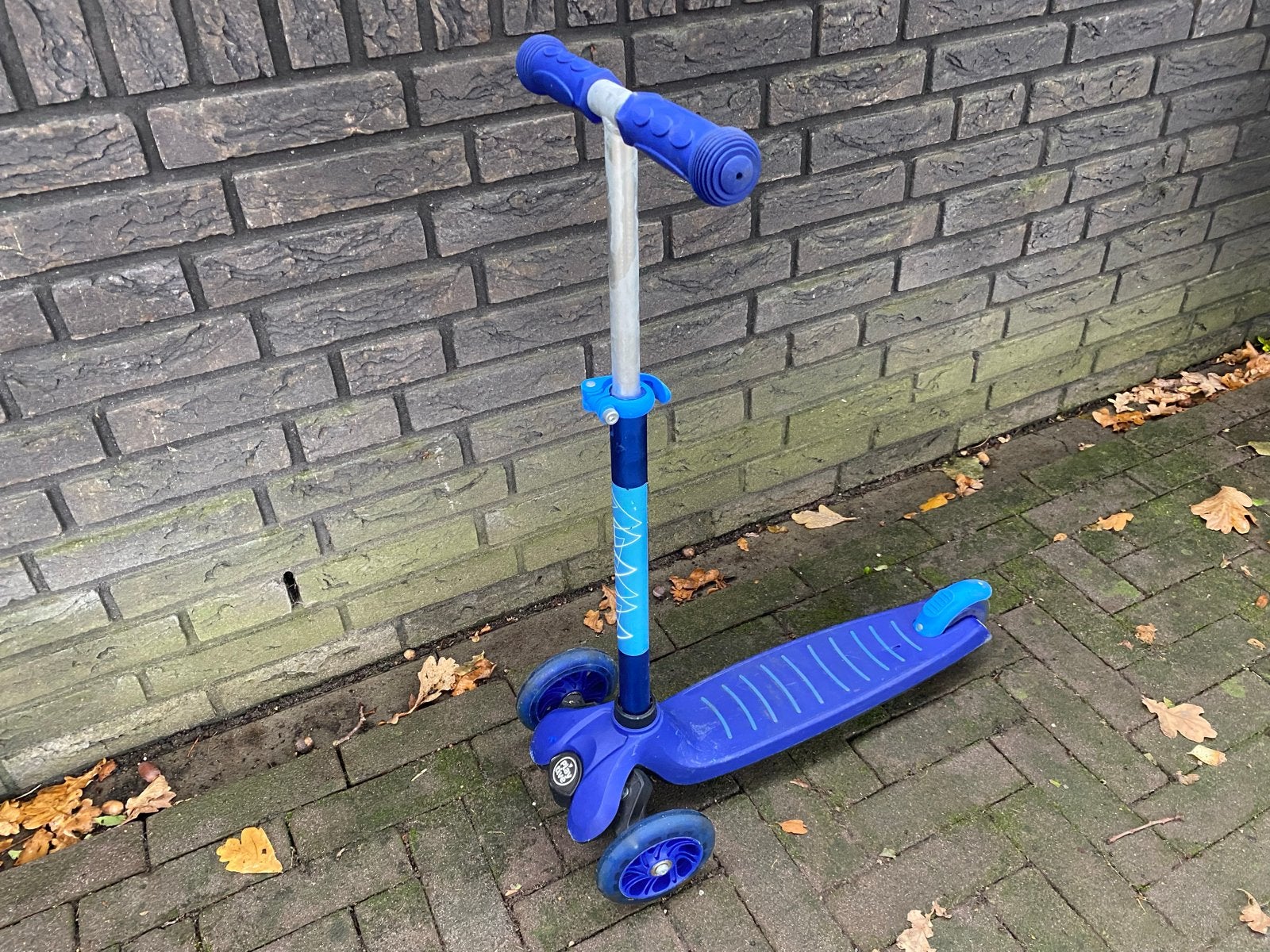 Blauwe kinderstep met 3 wielen, Ophalen, Gebruikt, Gewone step