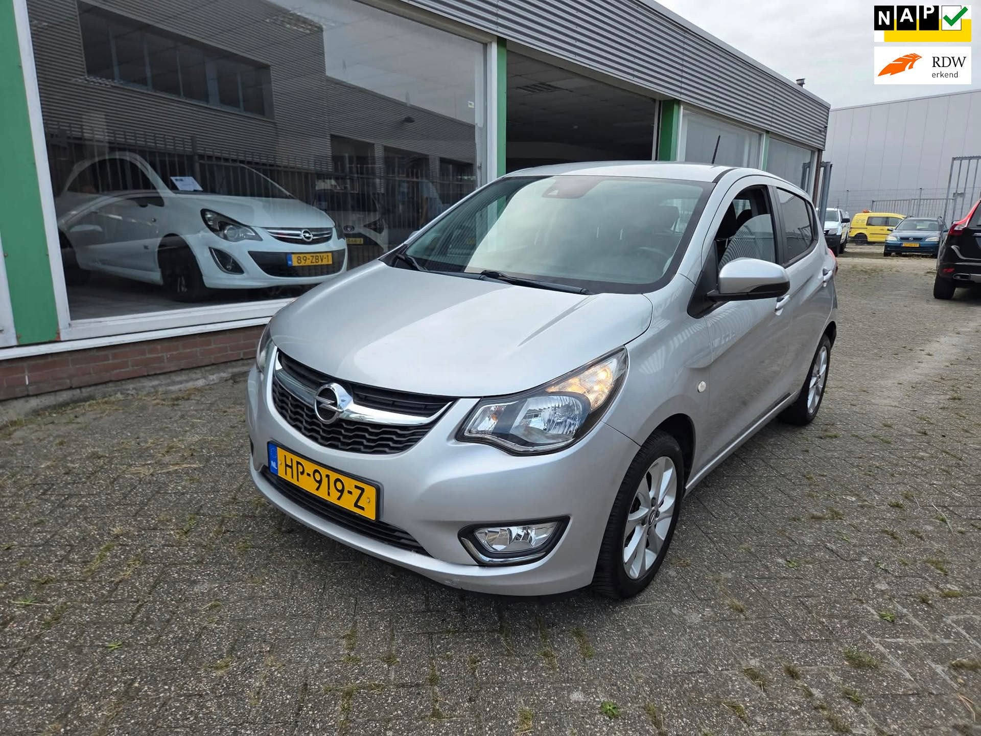 Opel KARL 1.0 ecoFLEX Cosmo|LEDER|CRUISE|NAP|, Voorwielaandrijving, 839 kg, Gebruikt, Euro 6