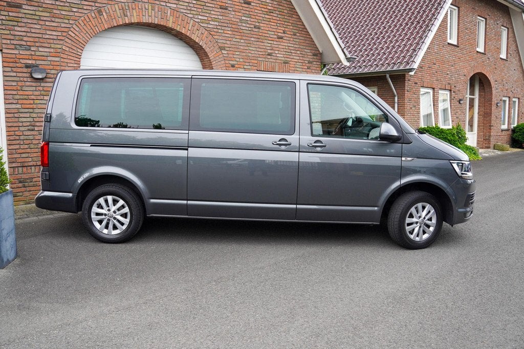Volkswagen Caravelle 2.0 TDI 150PK DSG L2H1 9 Persoons Trekh, Auto's, Volkswagen, Gebruikt, 150 pk, 255 €/maand, 2500 kg