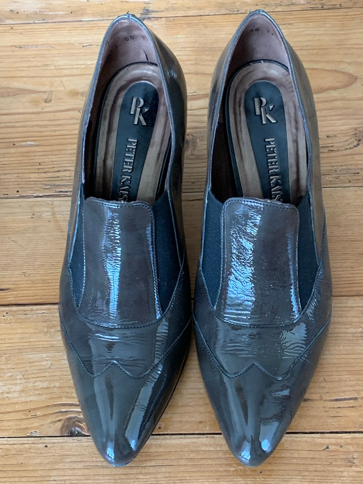Peter Kaiser lakleren pumps - grijs/zwart - maat 7 (40.5), Ophalen of Verzenden, Zo goed als nieuw, Grijs, Pumps