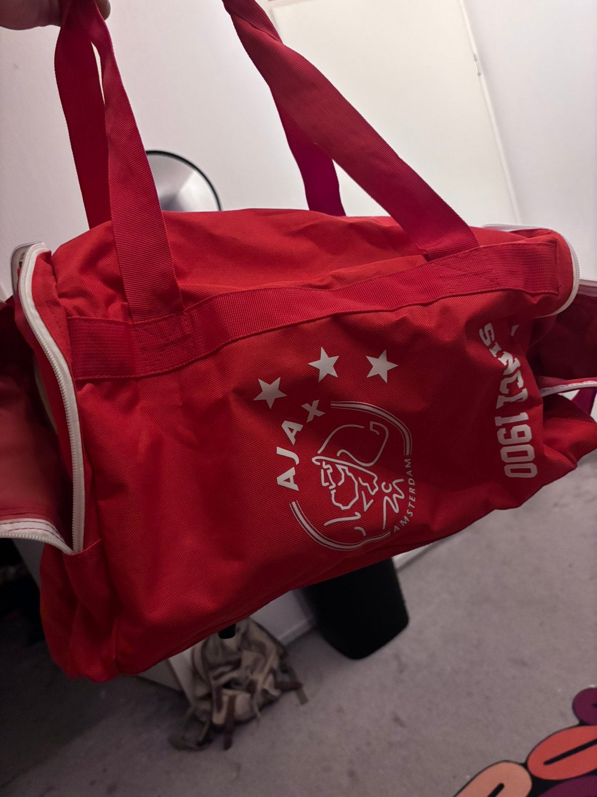 Ajax duffelbag, Sieraden, Tassen en Uiterlijk, Tassen | Reistassen en Weekendtassen, Ophalen of Verzenden, Zo goed als nieuw, 30 cm of meer