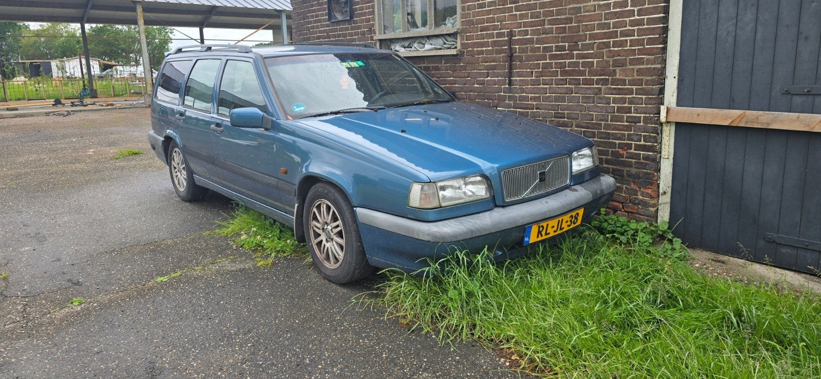 Volvo 850 2.5 I 1997 Blauw, Voorwielaandrijving, Blauw, Leder en Stof, Origineel Nederlands