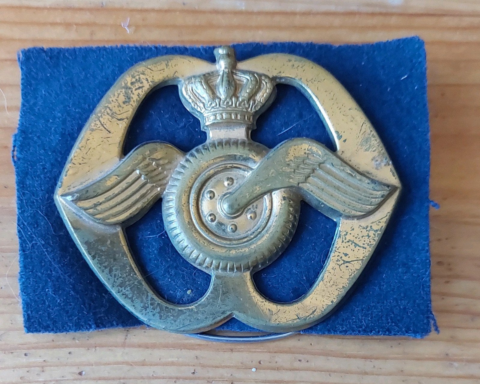 Baretembleem Aan- en Afvoertroepen, Ophalen of Verzenden, Landmacht, Nederland, Embleem of Badge