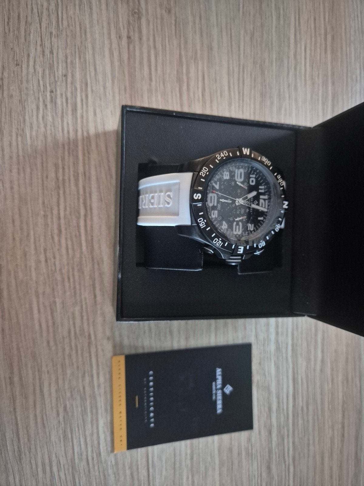 Alpha Sierra Herenhorloge - Nieuw in doos, Ophalen of Verzenden, Nieuw, Polshorloge