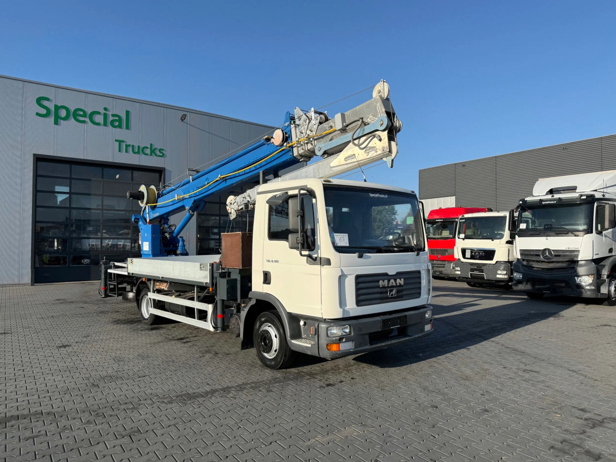 MAN TGL 8.180 4x2 + Böcker AK 32/1500 Autokraan – 32 mete, Ophalen of Verzenden, Kraan