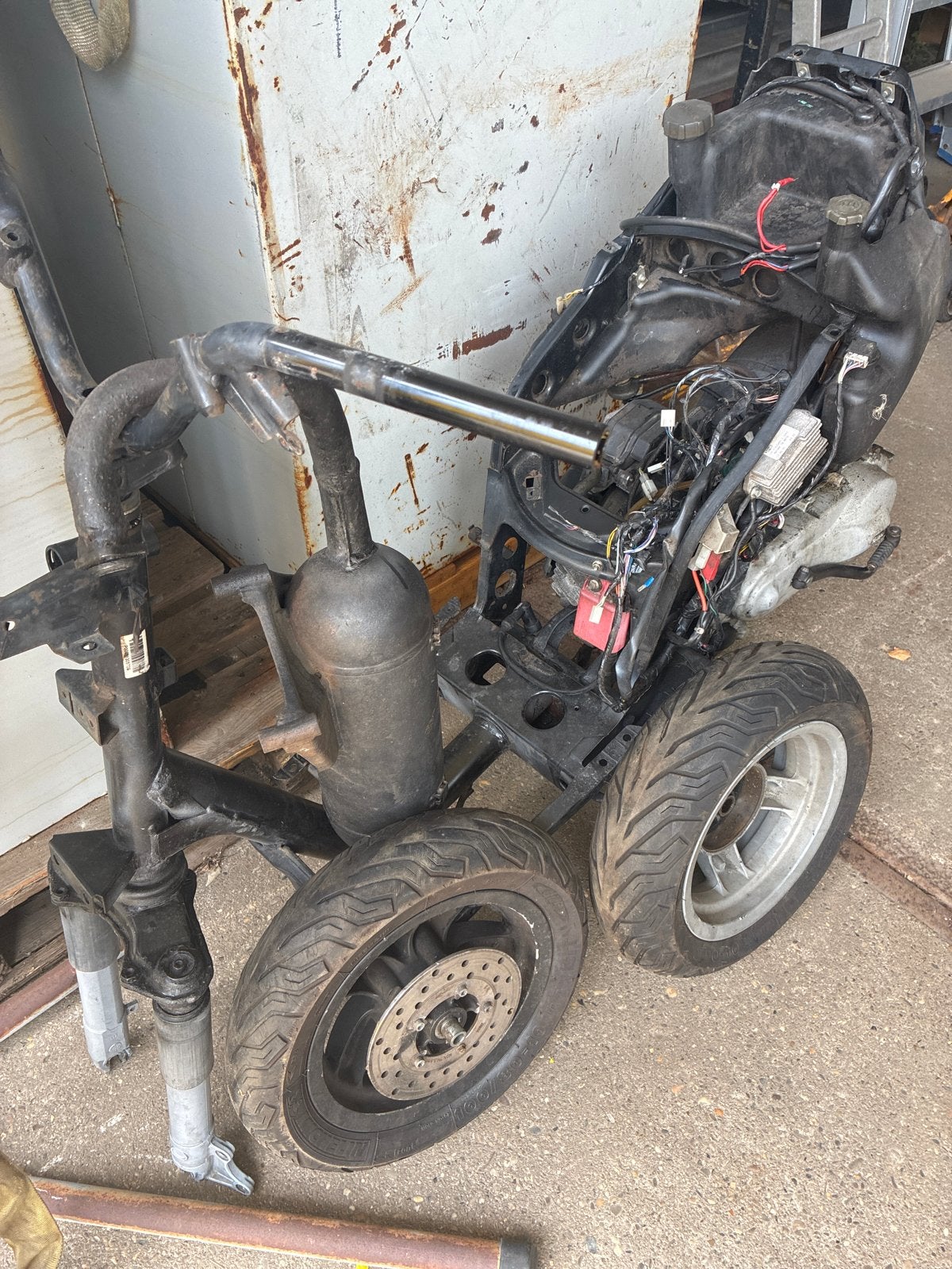 Piaggio Scooter Onderdelen 50cc met Z.G.A.N. Achterband, Ophalen, Gebruikt, Blok, Piaggio