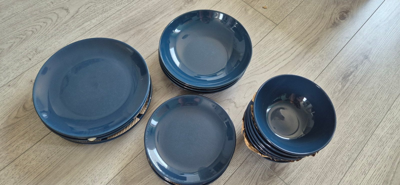 Gebruikt IKEA servies - borden en kommen, Huis en Inrichting, Ophalen, Gebruikt, IKEA, Bord(en)