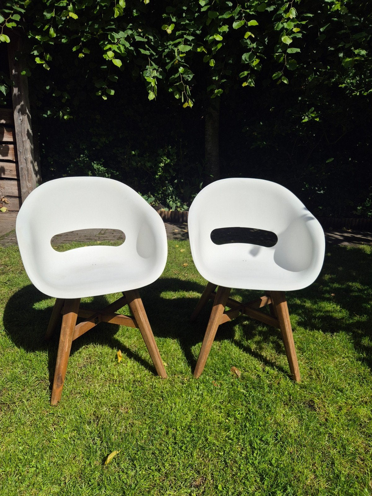 Karlstad tuinstoelen wit - zo goed als nieuw, Ophalen of Verzenden, Zo goed als nieuw, Hout