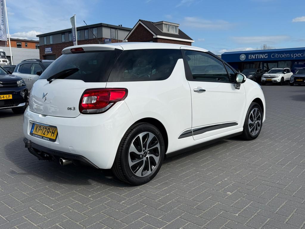 DS 3 1.2 PT SO CHIC NAVI ECC PACK PERFO CAMERA DAB+, Voorwielaandrijving, 1199 cc, 82 pk, Alcantara