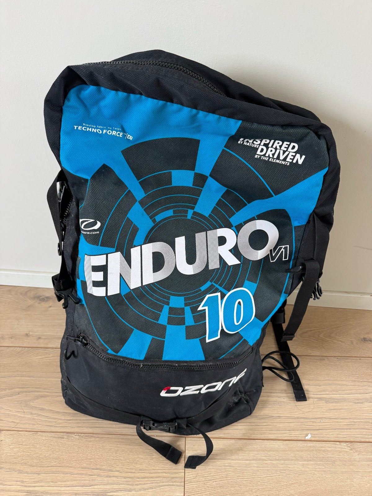 Ozone Enduro V1 10m Kitesurf Kite, Watersport en Boten, Ophalen, Gebruikt, 10 m², Geen board