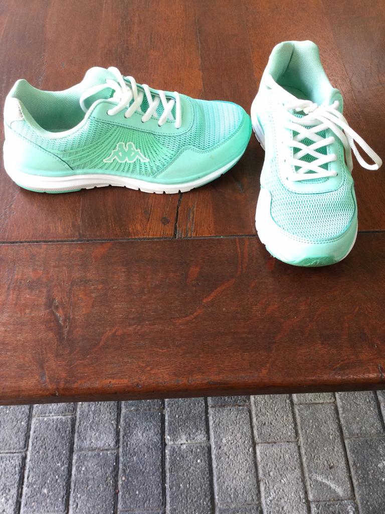 Kappa sneakers mt 37 zgan, Ophalen of Verzenden, Zo goed als nieuw