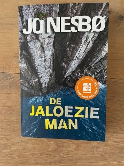 Thrillers Nesbo etc., Ophalen of Verzenden, Zo goed als nieuw