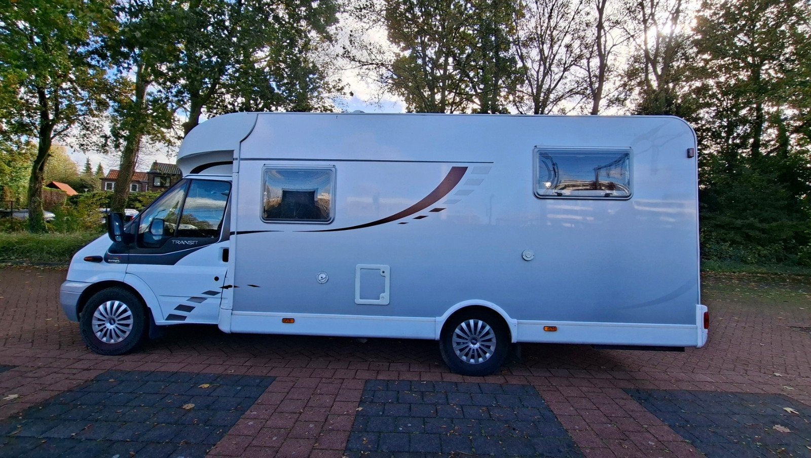 Ford Transit Camper 2009 – 93.000 km– Uitstekend Onderhouden, Raamblindering, Ringverwarming, Ford, 6 tot 7 meter