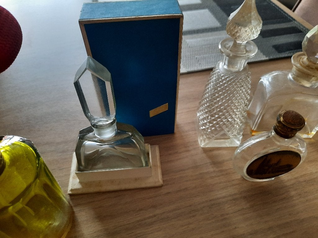 Parfum flesjes vintage collectie, Ophalen of Verzenden, Gebruikt, Miniatuur
