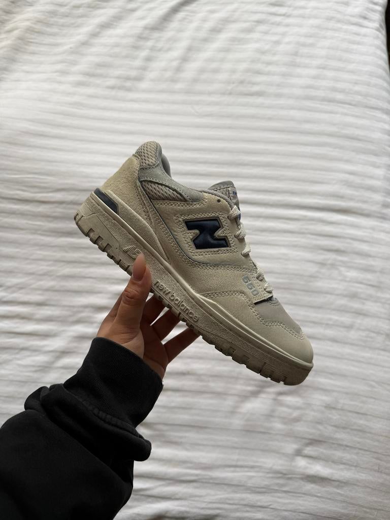 New Balance 550, Kleding | Heren, Schoenen, Verzenden, Zo goed als nieuw, Wit