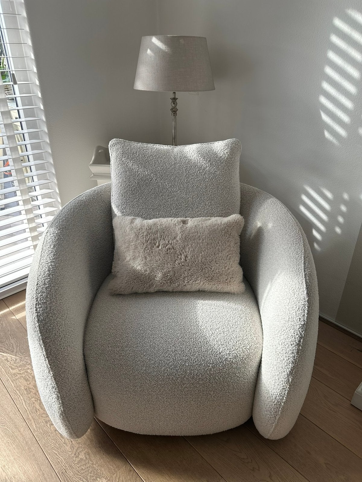 Bouclé fauteuil, Ophalen, Zo goed als nieuw, 75 tot 100 cm, Stof