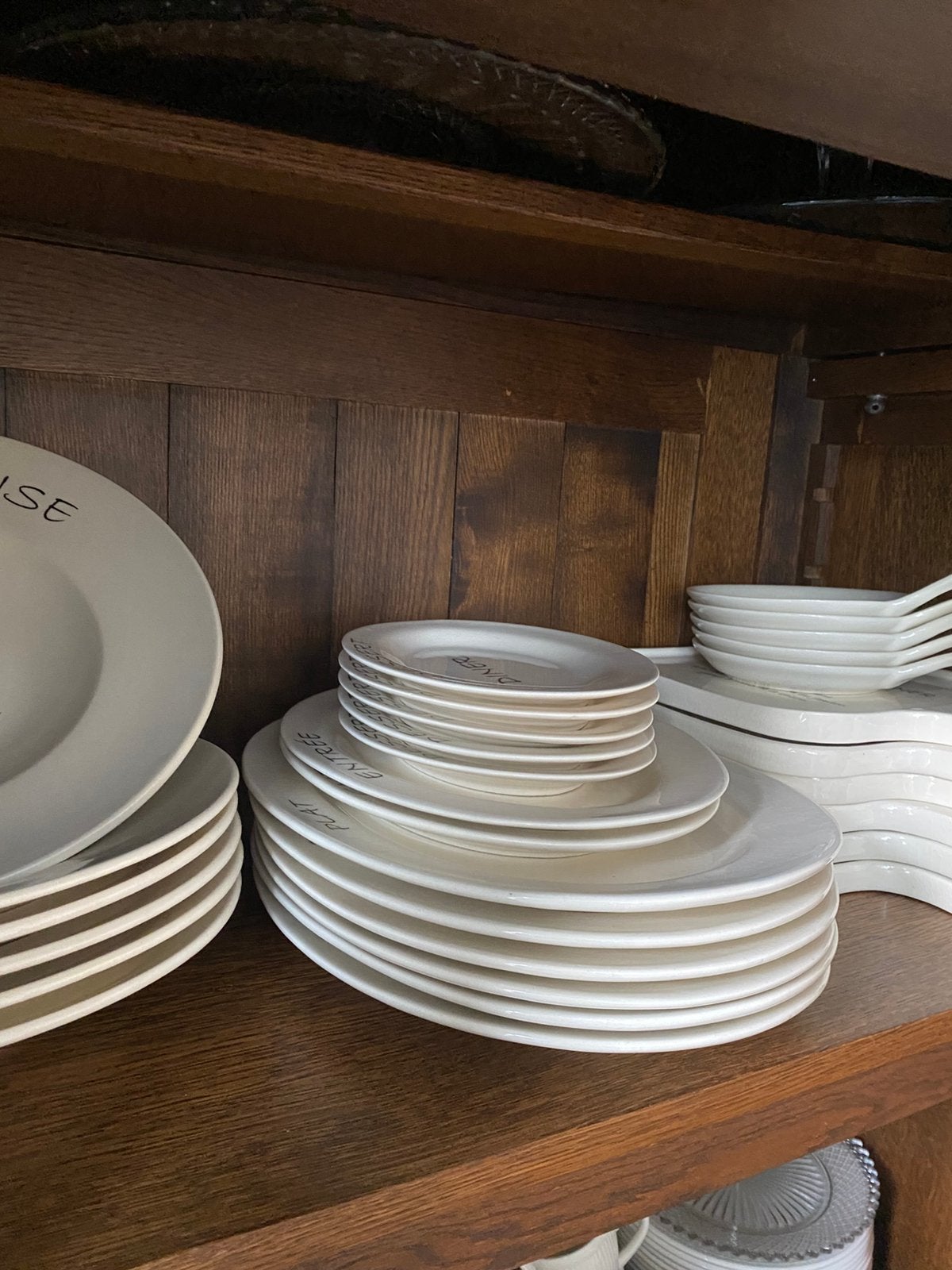 Servies van Riviera Maison, Ophalen of Verzenden, Zo goed als nieuw, Porselein, Overige stijlen