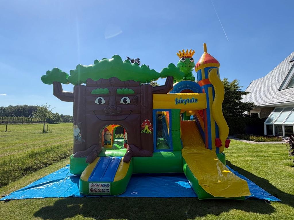 Springkussen te huur | Fairytale Multiplay met glijbaan, Ophalen, Nieuw, Overige