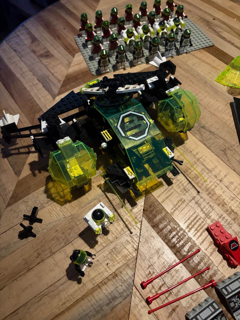 Partij Lego blacktron 2 en M tron monifigs classic space, Gebruikt, Lego, Ophalen of Verzenden, Space