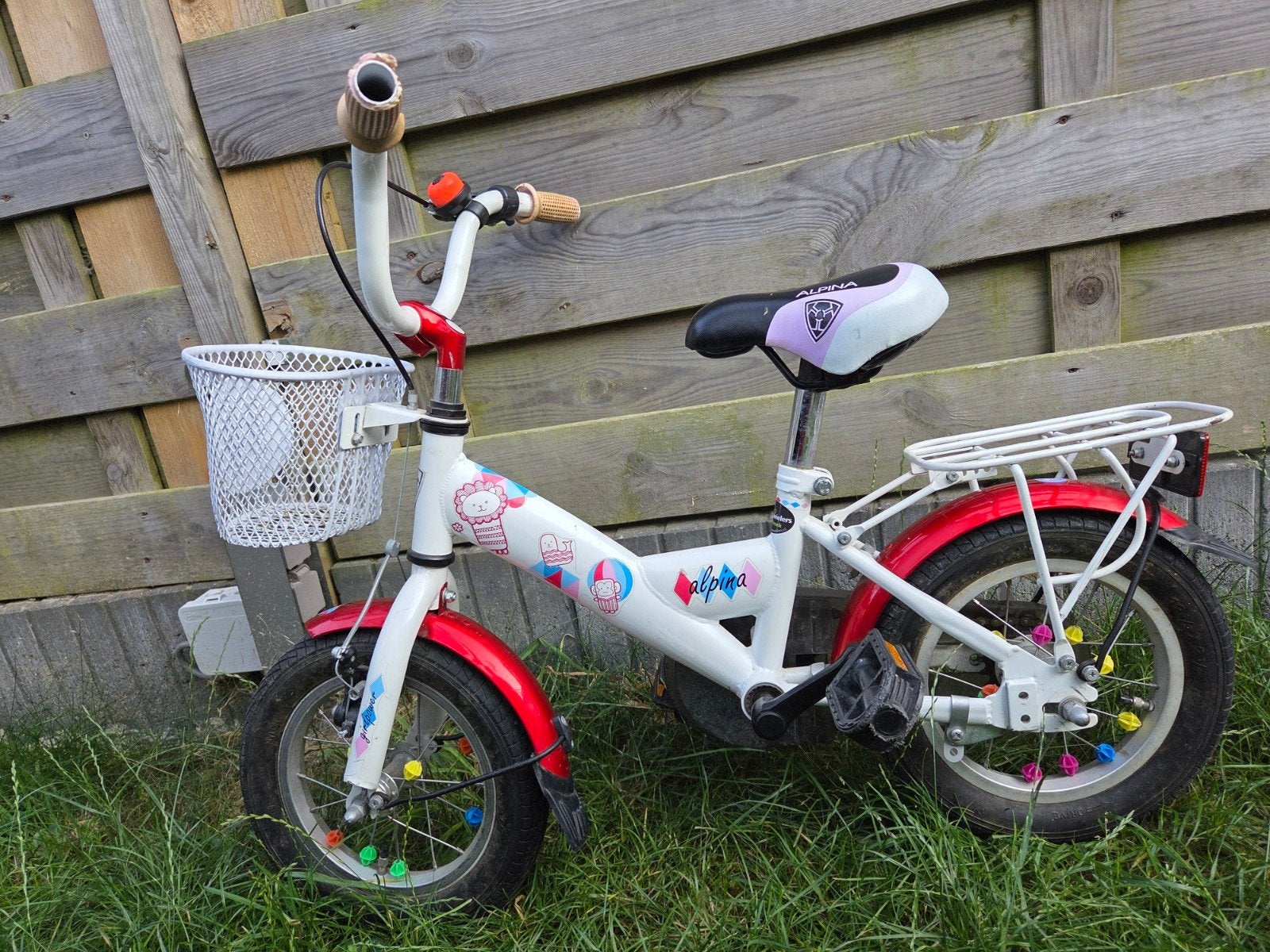 12 inch kinderfiets, Ophalen, Terugtraprem, Zijwieltjes, Gebruikt
