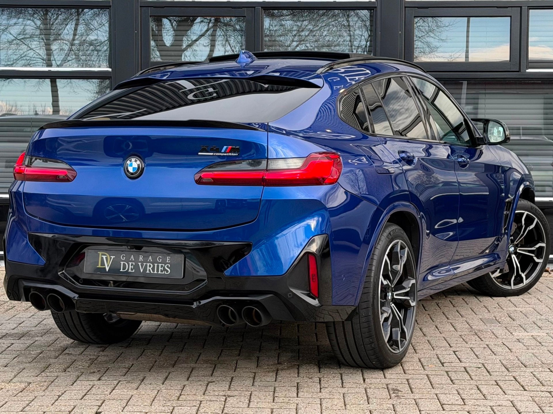 BMW X4 M Competition 510pk Panoramadak Harman Kardon Full Op, Automaat, Dealer onderhouden, Gebruikt, Zwart