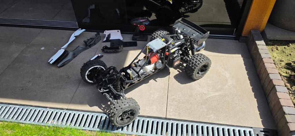 Zo goed als nieuwe Baja 5b - Helemaal compleet, Ophalen, Zo goed als nieuw, Overige schalen, Auto offroad