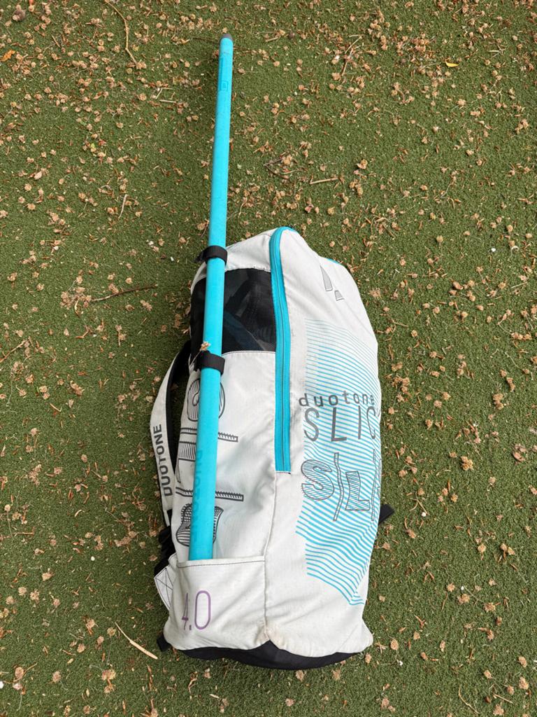 Duotone Slick SLS Wing 2024 - 4m2 met boom en tas, Watersport en Boten, Ophalen, Gebruikt, Wingsurf-wing