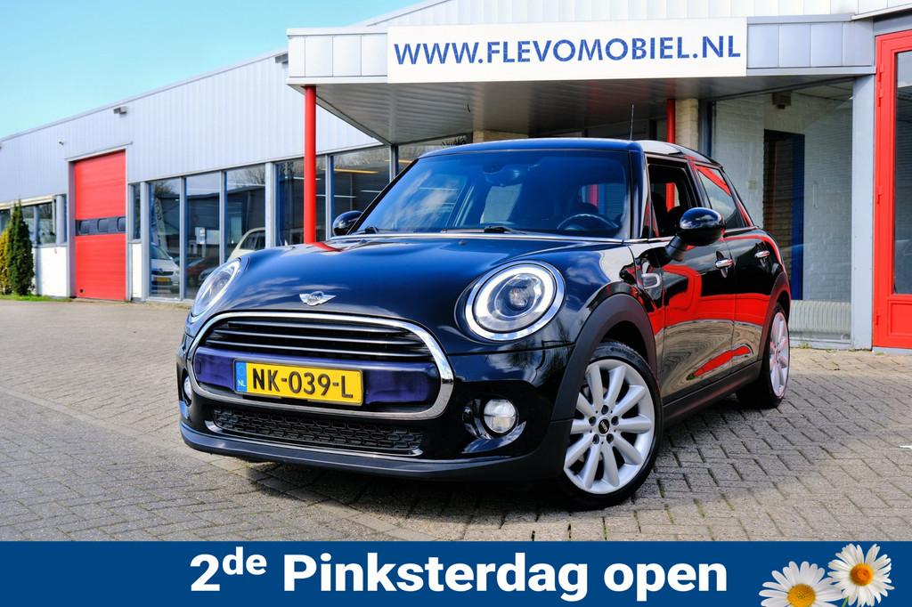 Mini Cooper 1.5 Cooper Chili Serious Business Navi|Clima|LMV, 136 pk, Gebruikt, Euro 6, Leder en Stof