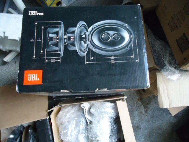 TE KOOP JBL T696 SPECAL EDION 600 WATT PEAK 150 WATT RMS, Ophalen, Nieuw