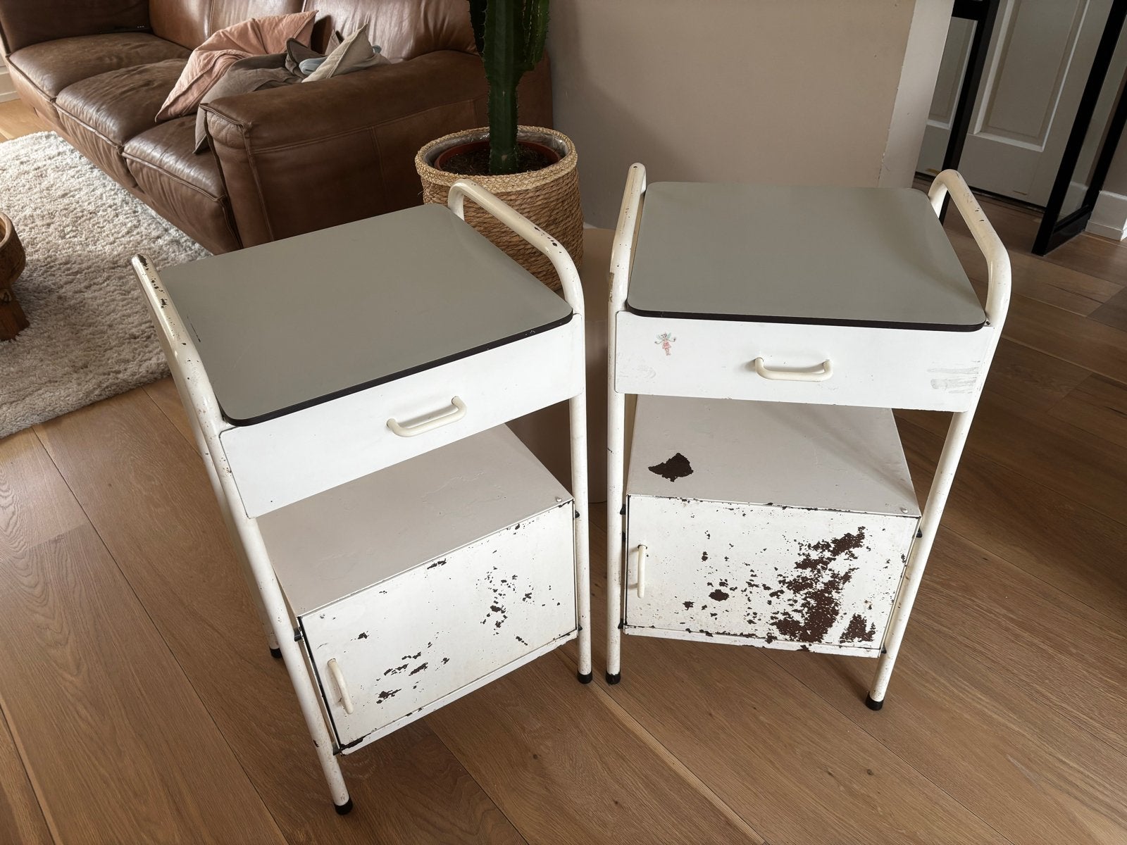 Vintage Industriële Nachtkastjes - Oud Ziekenhuis Stijl, Ophalen