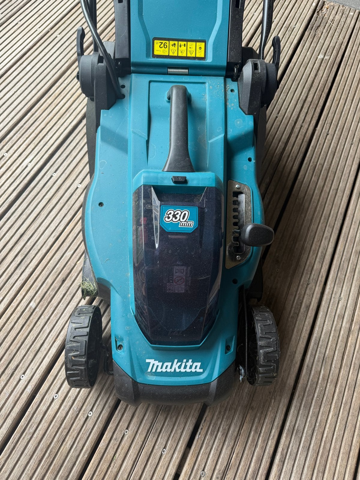 Makita DLM330 Accu-grasmaaier - Zo goed als nieuw, Cirkelmaaier, Accu-grasmaaier, Ophalen of Verzenden, Zo goed als nieuw