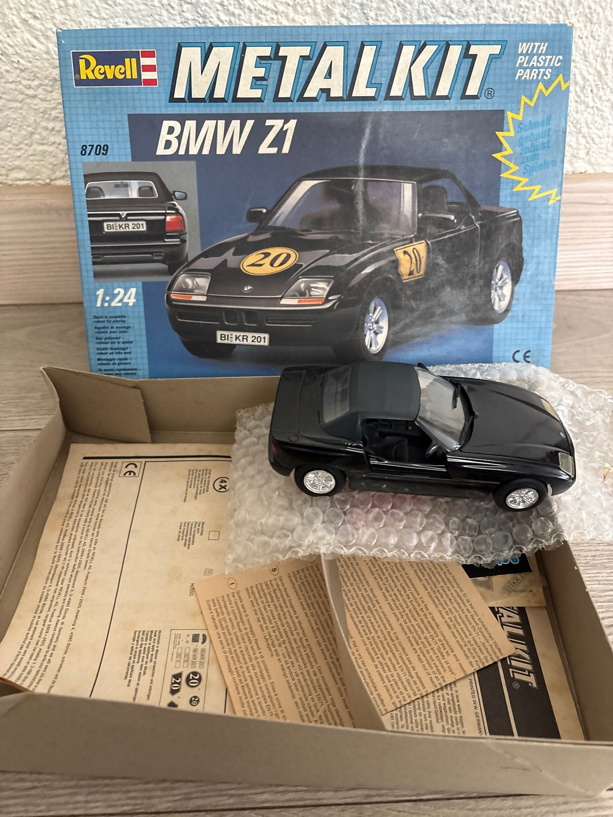 Revell 1:24 Metal Kit BMW Z1 (8709) - Reeds Gebouwd, Ophalen of Verzenden, Gebruikt, Auto, Revell