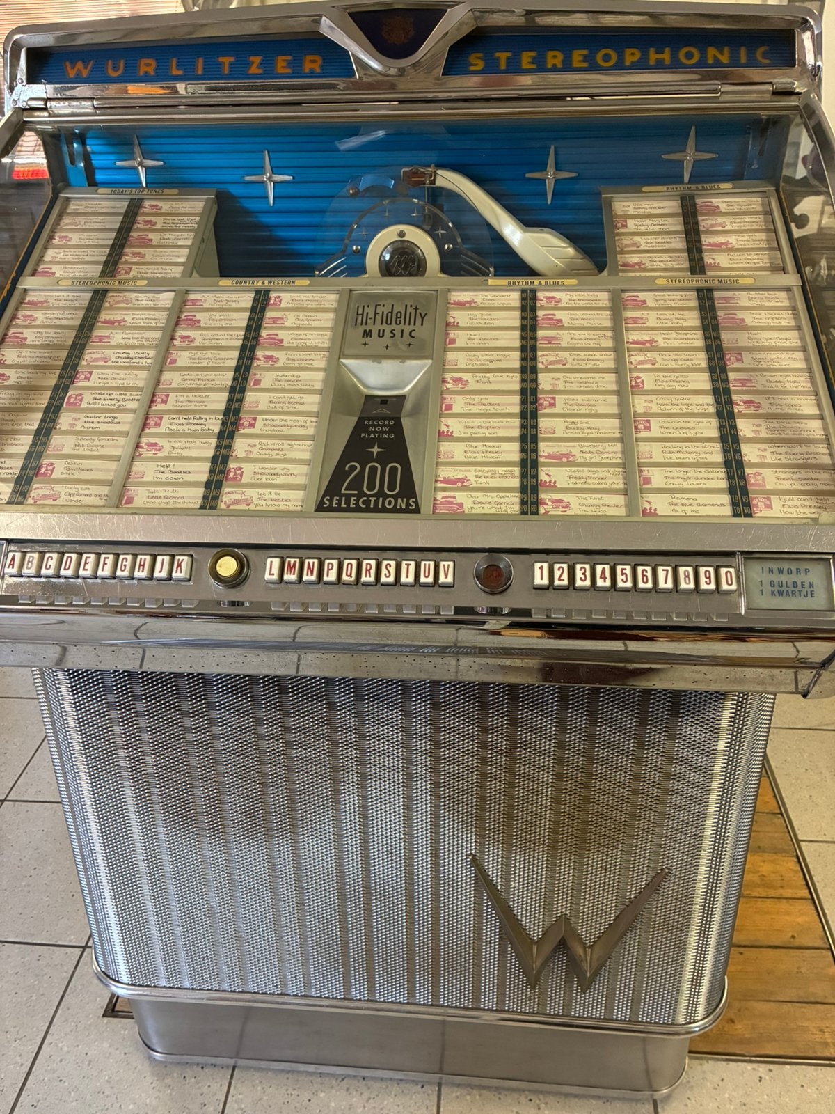 Wurlitzer 2300 200 select!, Ophalen, Zo goed als nieuw, Voor 1950, Wurlitzer