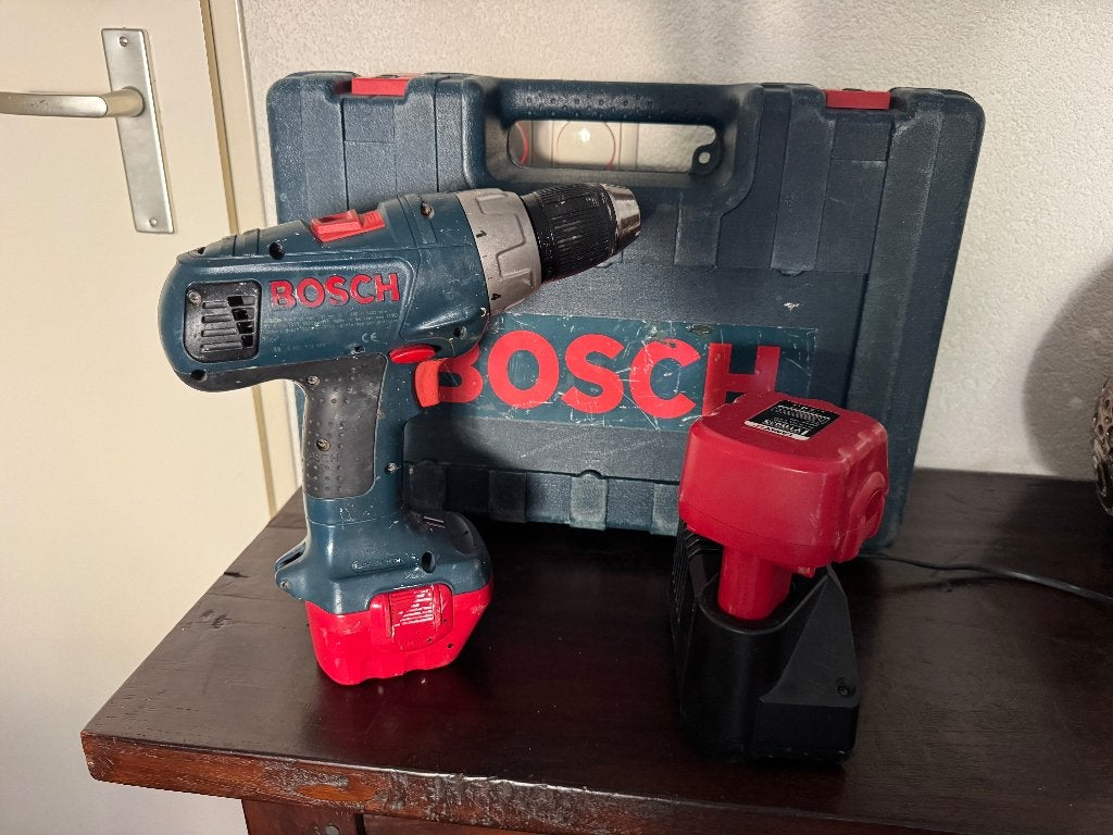 ✅ Bosch GSR 12 VE-2 Professional Schroef Boor Machine, Gebruikt, Variabele snelheid, Ophalen of Verzenden, Boor- en Schroefmachine