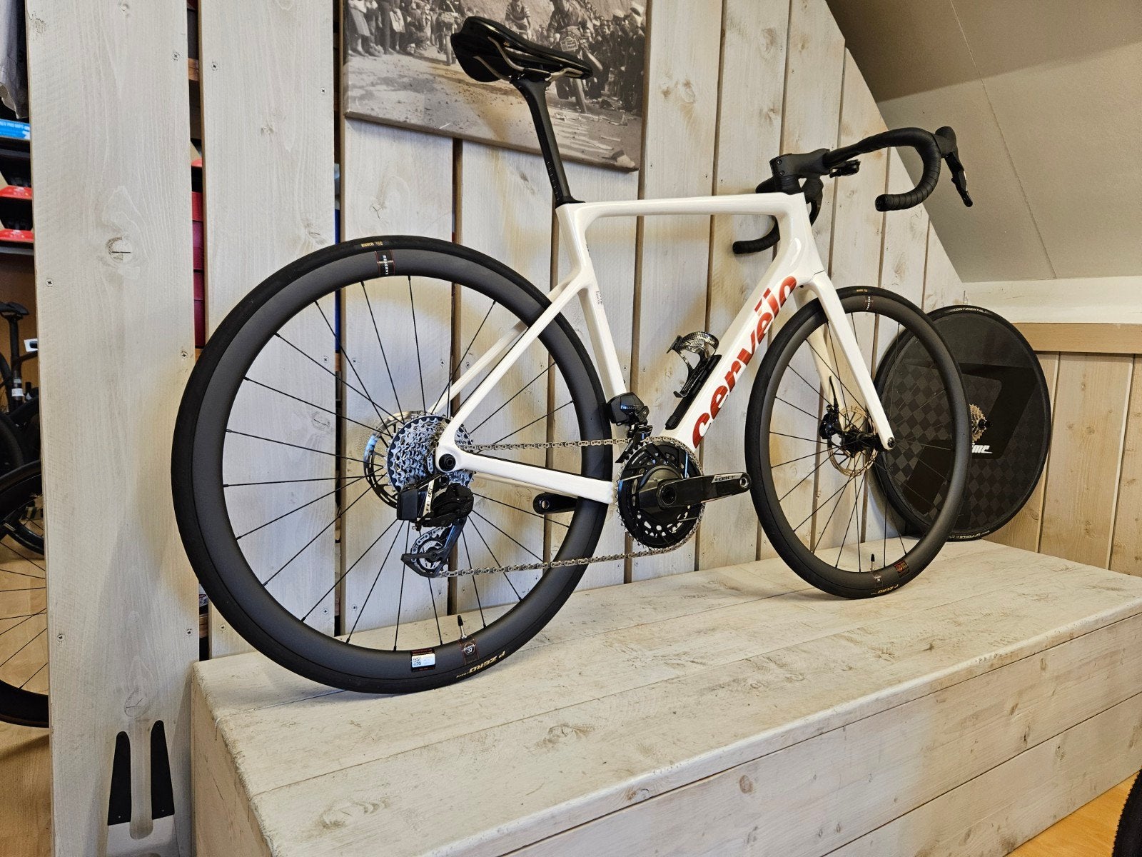 Cervelo Caledonia Force AXS  ( madone trek s-works tarmac ), Ophalen of Verzenden