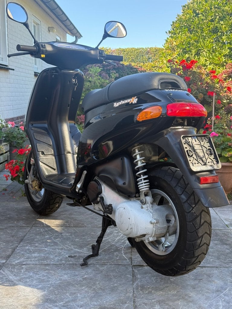 Foto 3 van ⭐️Piaggio Typhoon 50cc 2 takt Glans Zwart 5800 km Z.G.A.N.⭐️