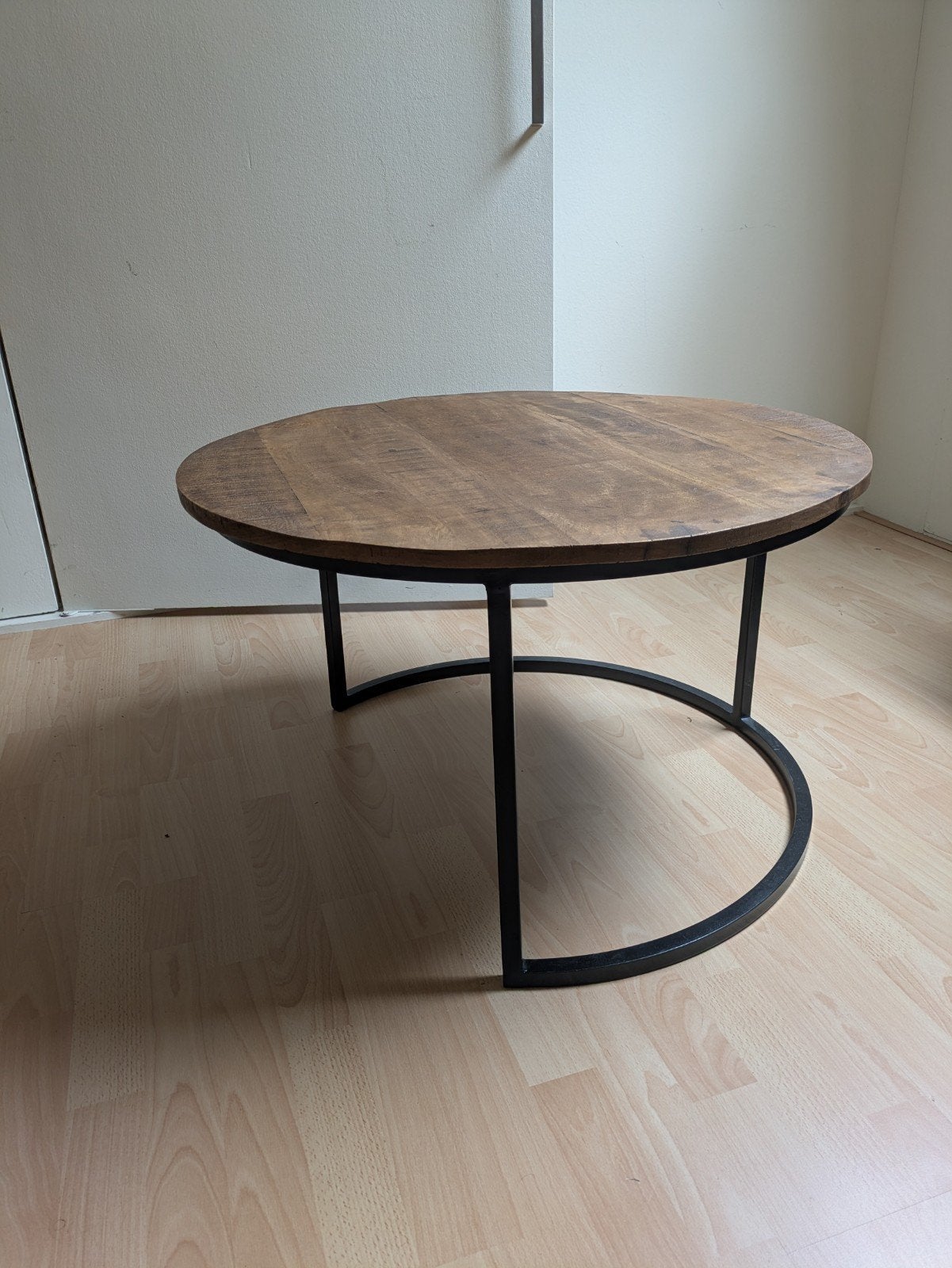 Teakhouten salontafel met stalen frame, Ophalen, 50 tot 100 cm, 50 tot 100 cm, Zo goed als nieuw
