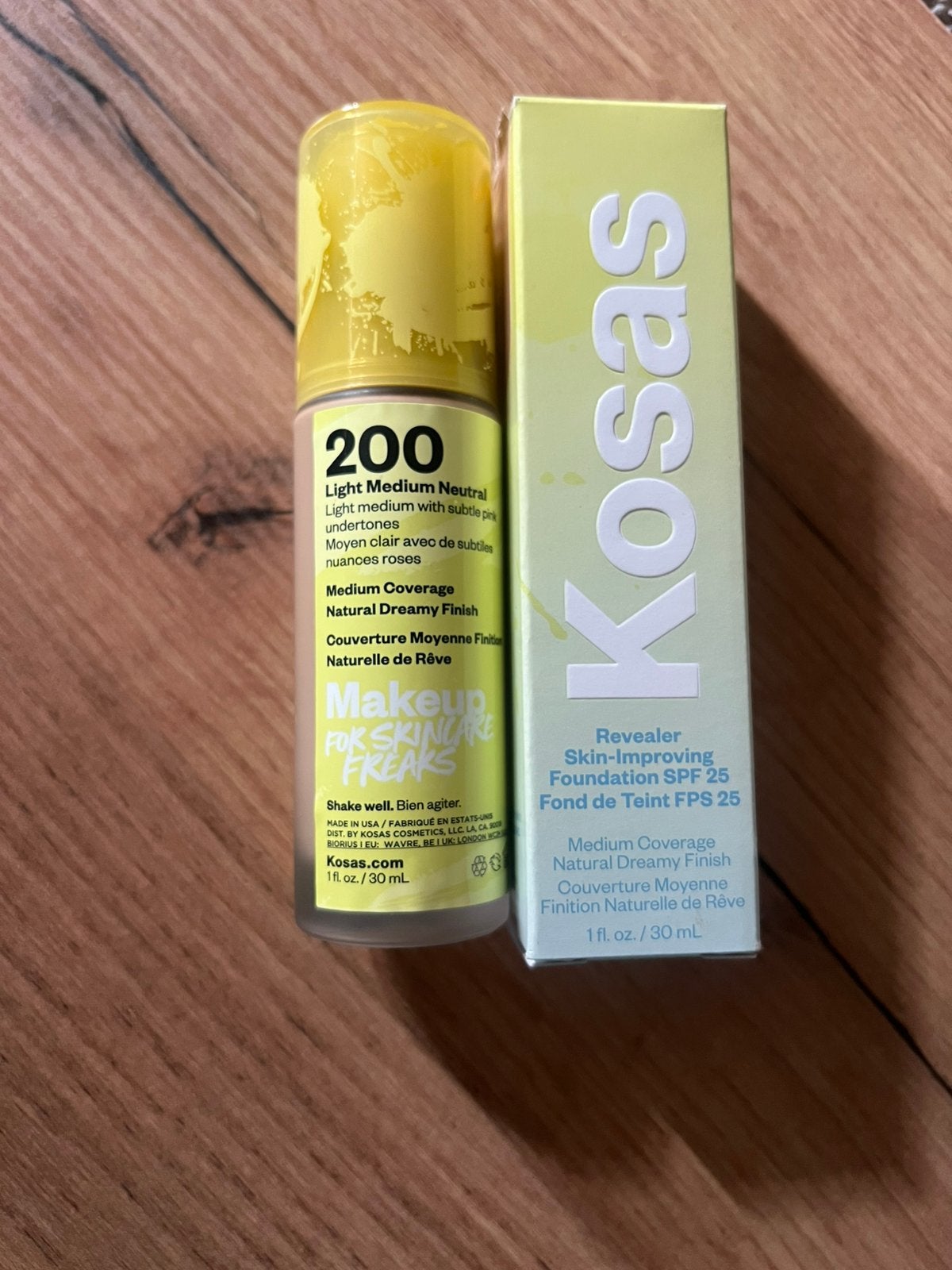 Kosas Reveal foundation 200 light medium, Ophalen of Verzenden, Zo goed als nieuw, Beige, Gehele gezicht