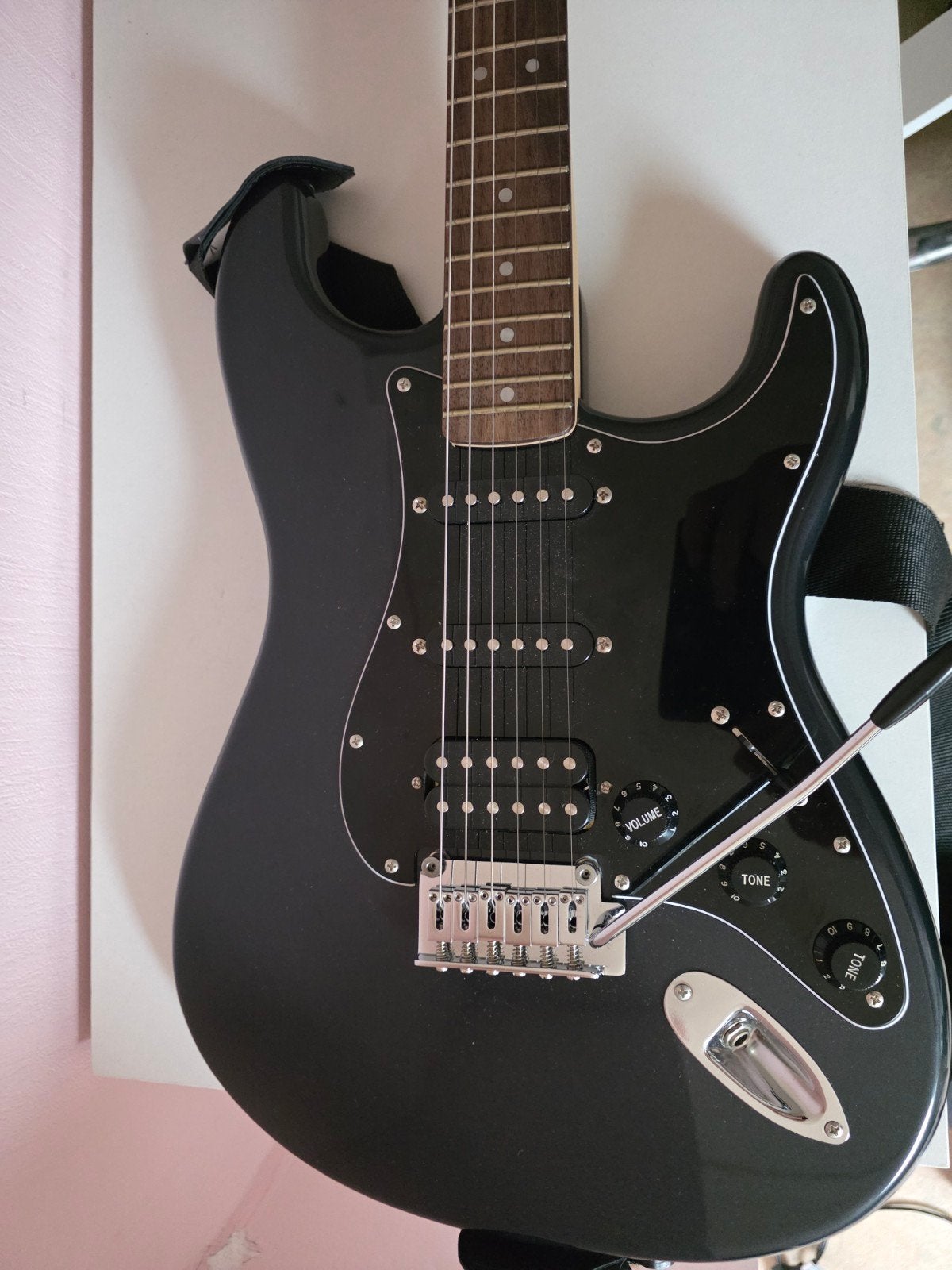 Squier Affinity Series Stratocaster HSS, Ophalen, Fender, Met versterker, Zo goed als nieuw