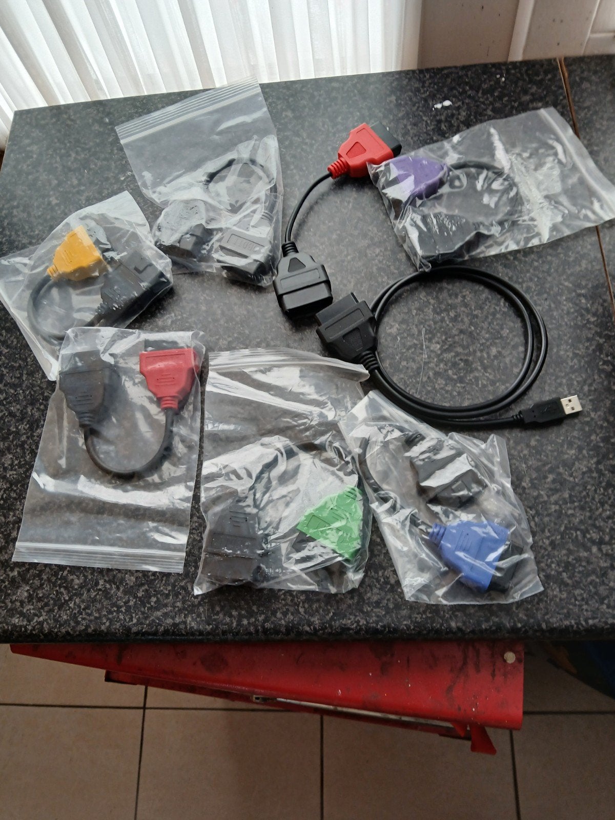 OBD2 Stekkers en Adapters - Diverse Soorten Beschikbaar, Ophalen of Verzenden, Gebruikt, Universele onderdelen