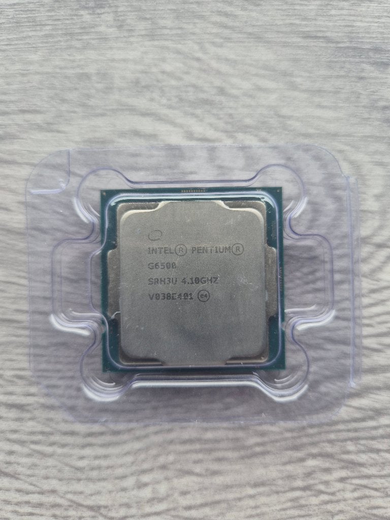 10e Gen. Intel Pentium Gold G6500 4.10 GHZ, Computers en Software, Ophalen, Zo goed als nieuw, Socket 1200, 4 Ghz of meer