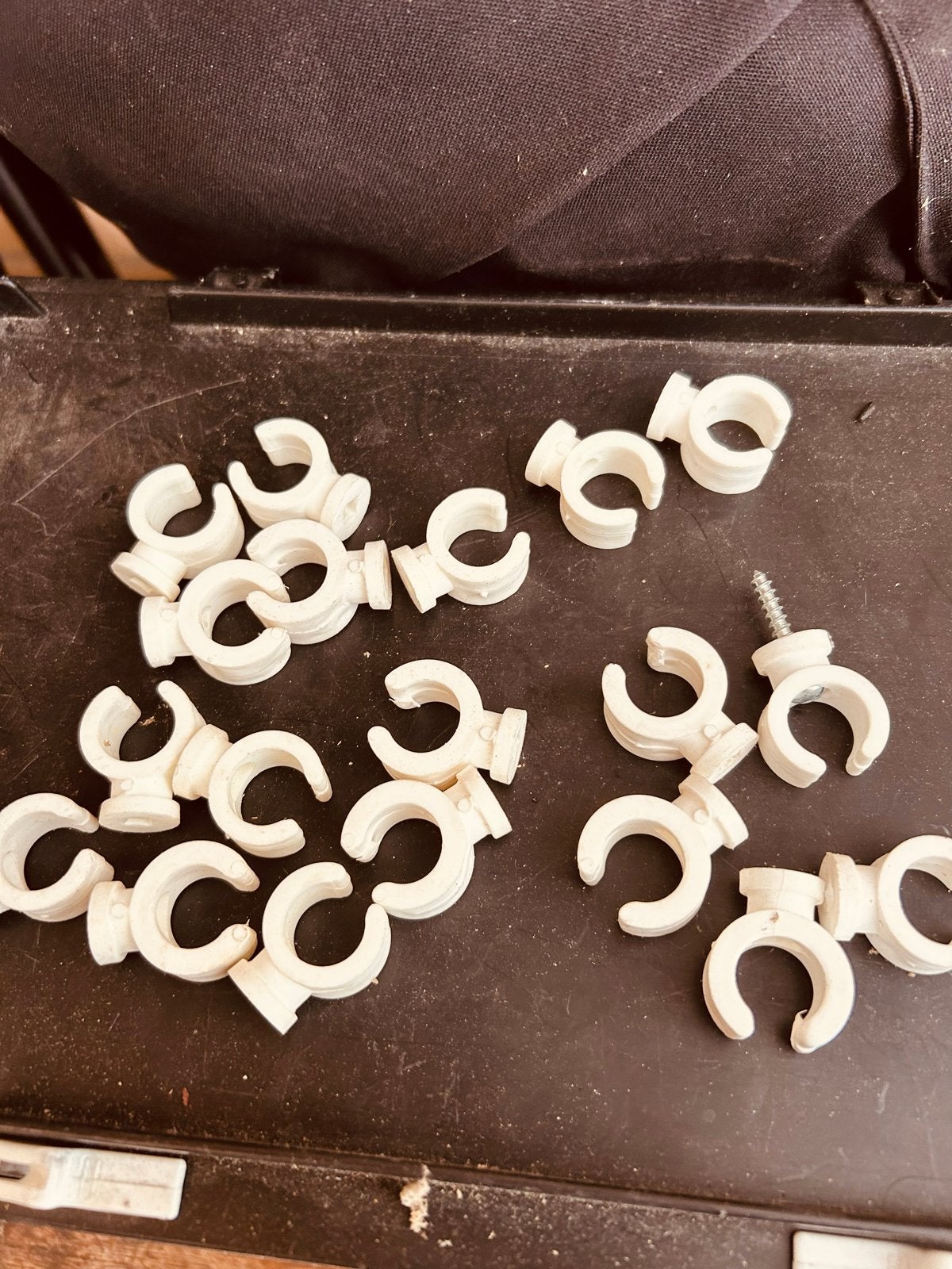 Diverse bevestigingsmaterialen en hoekbeugels, Ophalen of Verzenden, Gebruikt, Minder dan 50 mm, Overige typen