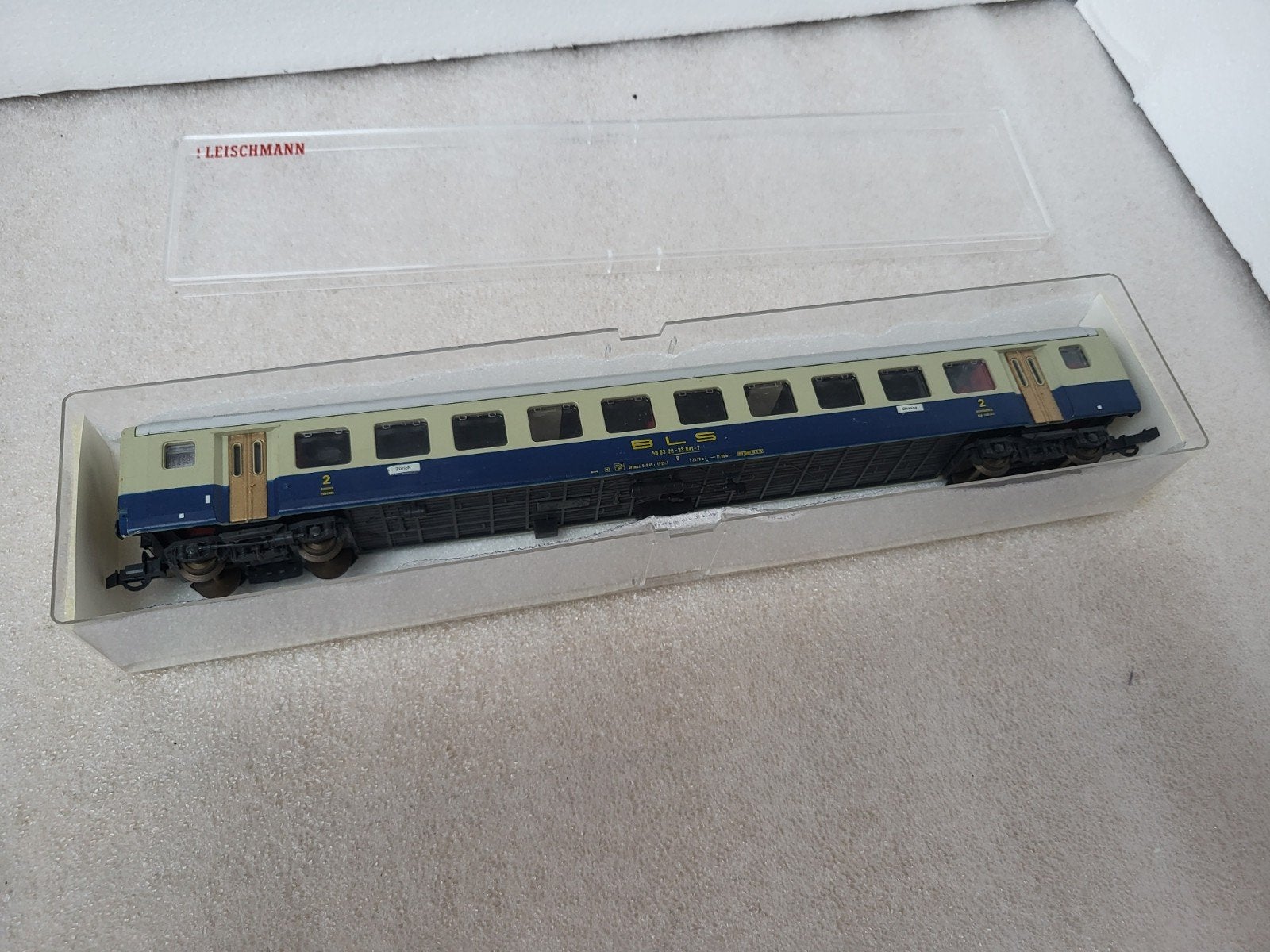 Roco 4238A Rijtuig 2e Kl BLS, type IIB Schaal (1:87) Chiasso, Gelijkstroom, Wagon, Ophalen of Verzenden, Zo goed als nieuw
