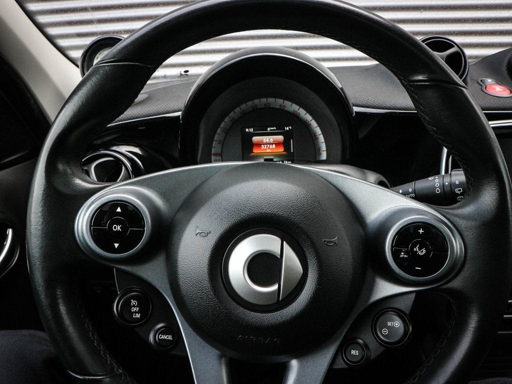 Smart Forfour EQ Comfort PLUS 18 kWh | Airco | Cruise | Pano, Auto's, Smart, Automaat, Achterwielaandrijving, 38 min, 43 €/maand