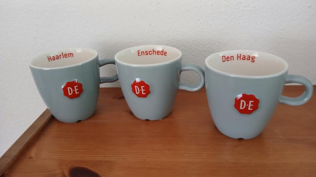 Douwe Egberts stedenmokken, Verzenden, Zo goed als nieuw, Overige stijlen, Kop(pen) en/of Schotel(s)