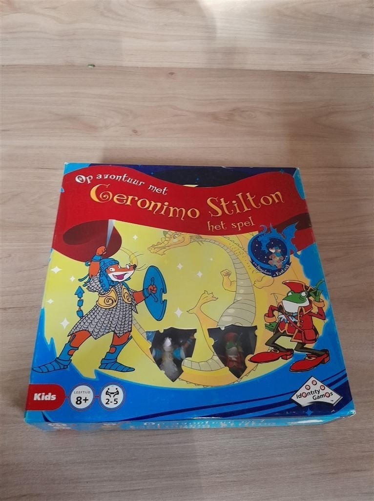 geronimo stilton het spel - s4998, Hobby en Vrije tijd, Gezelschapsspellen | Bordspellen, Verzenden, Zo goed als nieuw
