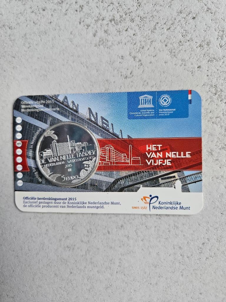 enkele zwaar verzilverde 5 euro herdenkingsmunten 2015-2016, Postzegels en Munten, Munten | Nederland, Ophalen, Koningin Beatrix